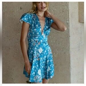 NWT Doen Silk Dianne Dress in Blue Azure Floral Size XS